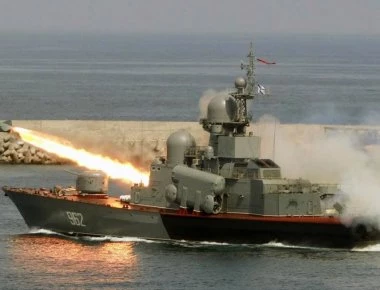 Βόρειος Στόλος: Μεγάλες ασκήσεις με καταιγισμό εκτοξεύσεων βλημάτων εδάφους-επιφανείας